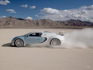 Bugatti-Veyron