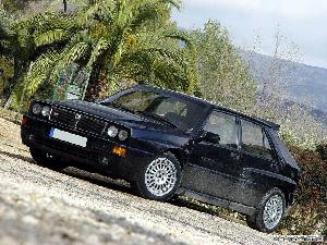 lancia delta hf integrale