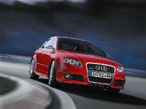 AUDI_RS4