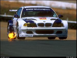 BMW_M3_FLYING